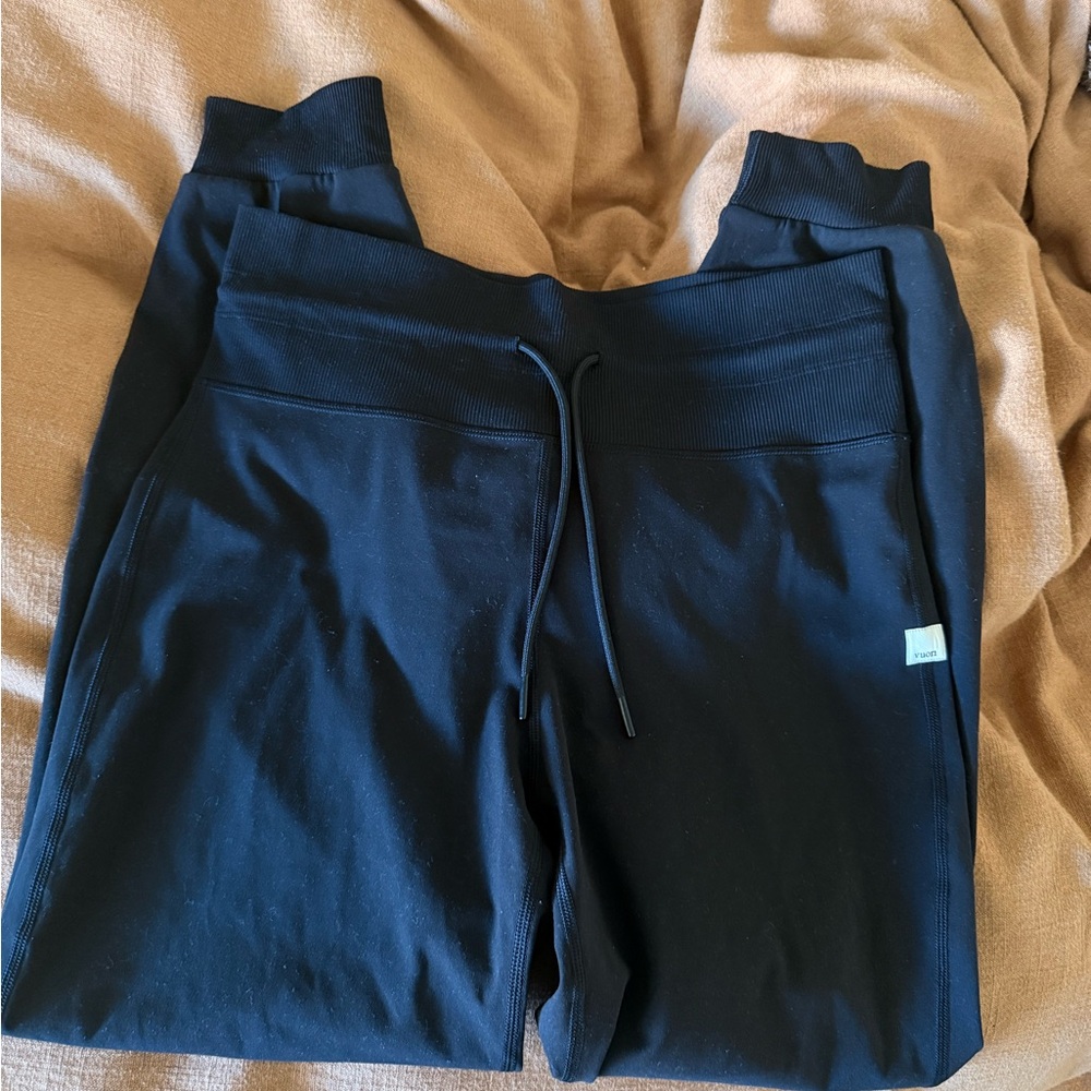 Vuori Black Women's Jogger Leggings with Drawstring
